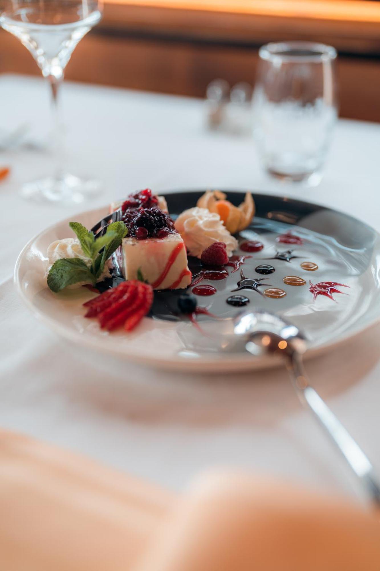 Relais Fleuri Hotel Chermignon-d'en Bas Екстериор снимка
