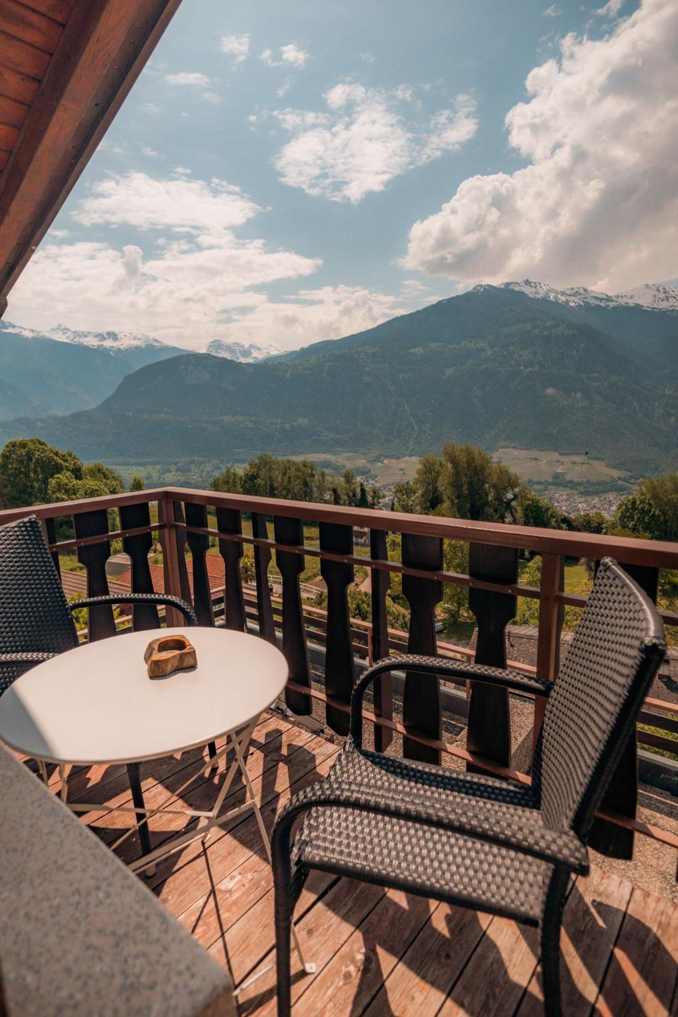 Relais Fleuri Hotel Chermignon-d'en Bas Екстериор снимка