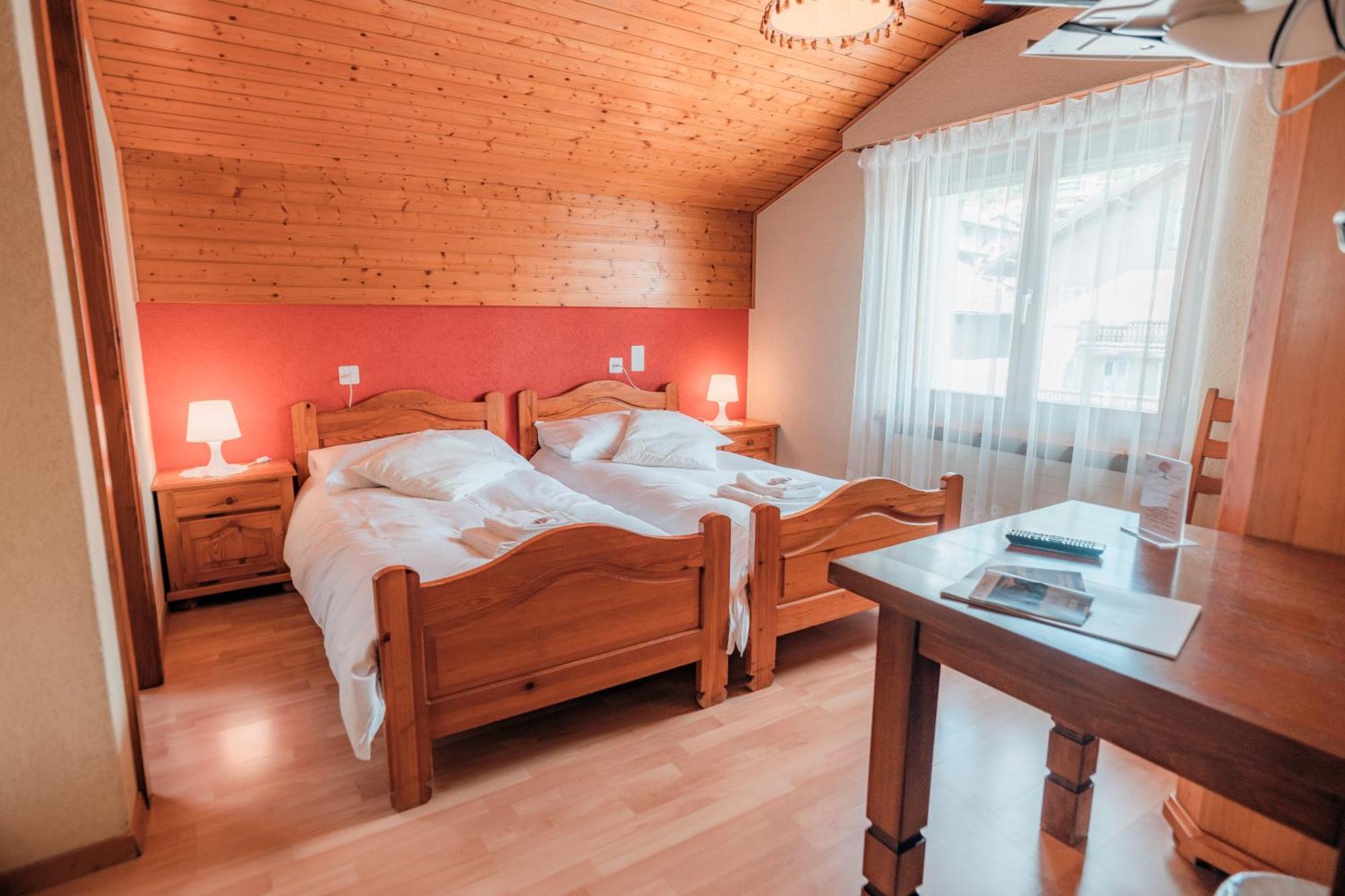 Relais Fleuri Hotel Chermignon-d'en Bas Екстериор снимка