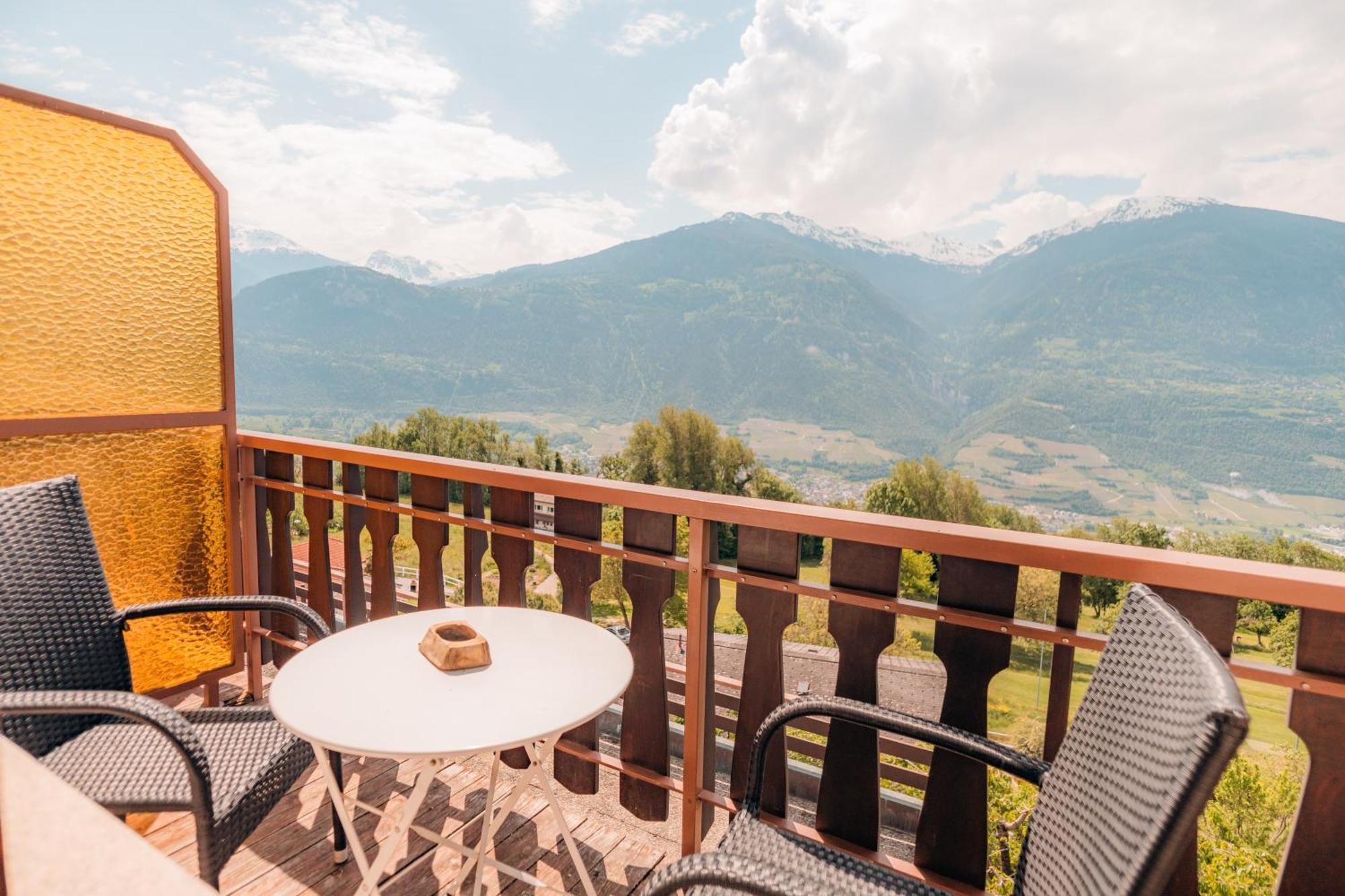 Relais Fleuri Hotel Chermignon-d'en Bas Екстериор снимка
